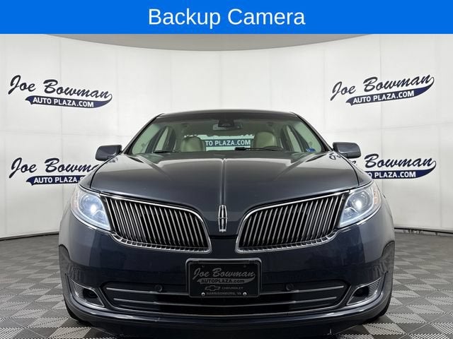 2014 Lincoln MKS — interior view